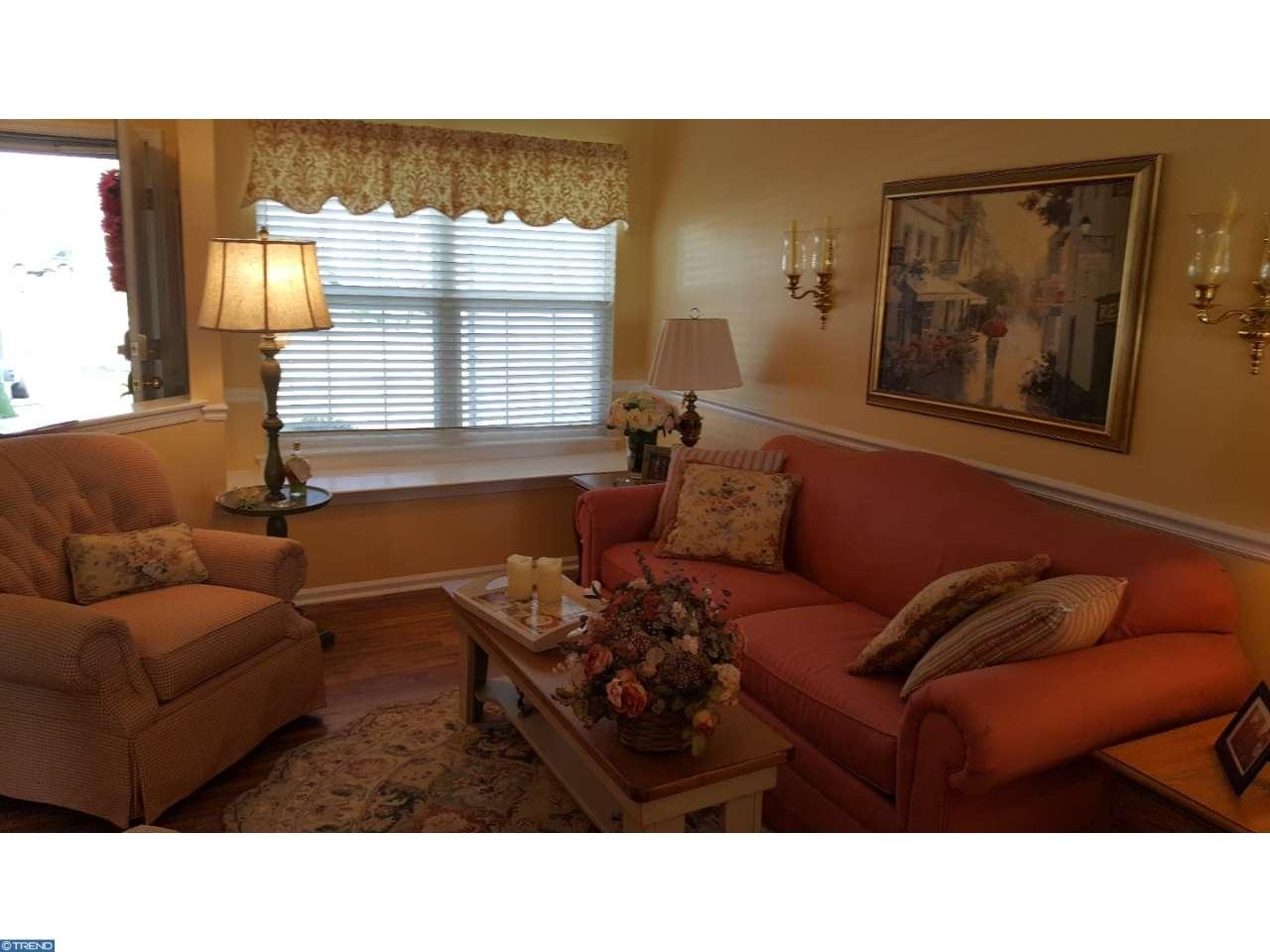 210 Polo Dr