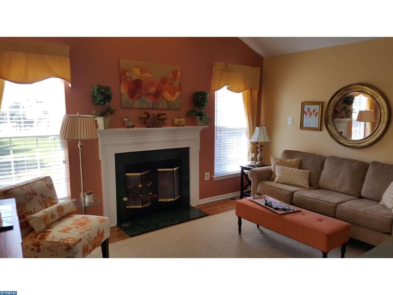 210 Polo Dr