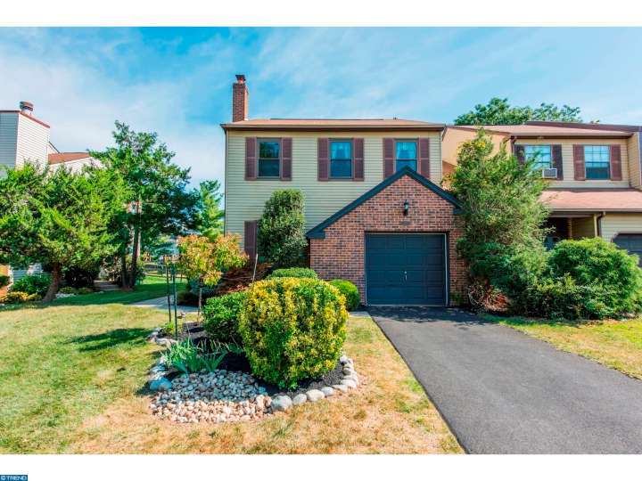 218 Parkview Way