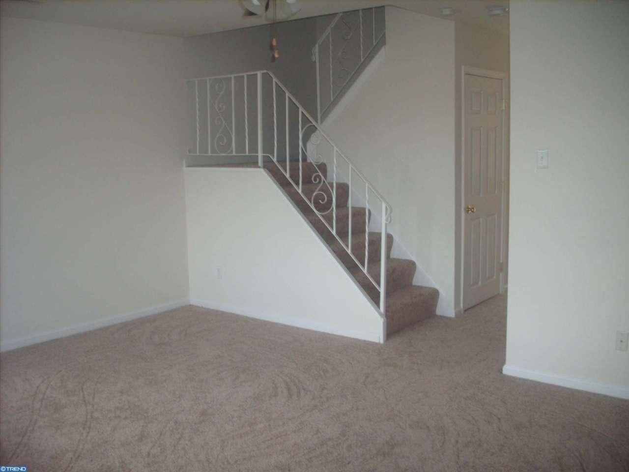 8 Braithwaite Ln