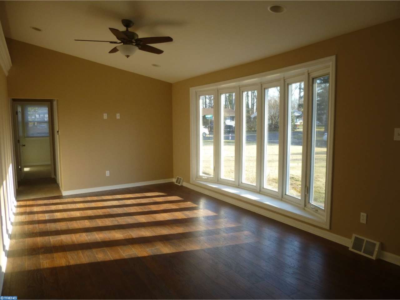 220 Woodland Dr