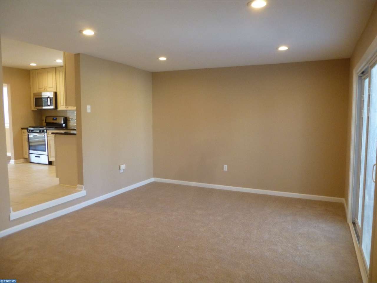 220 Woodland Dr