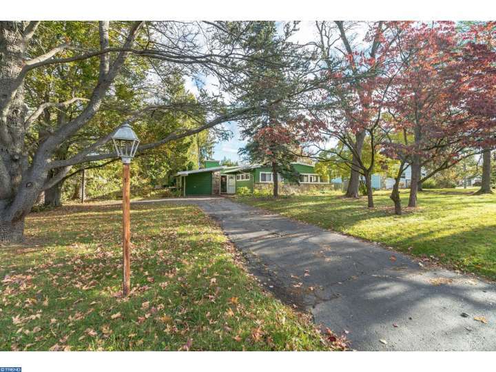 37 N Graystone Rd