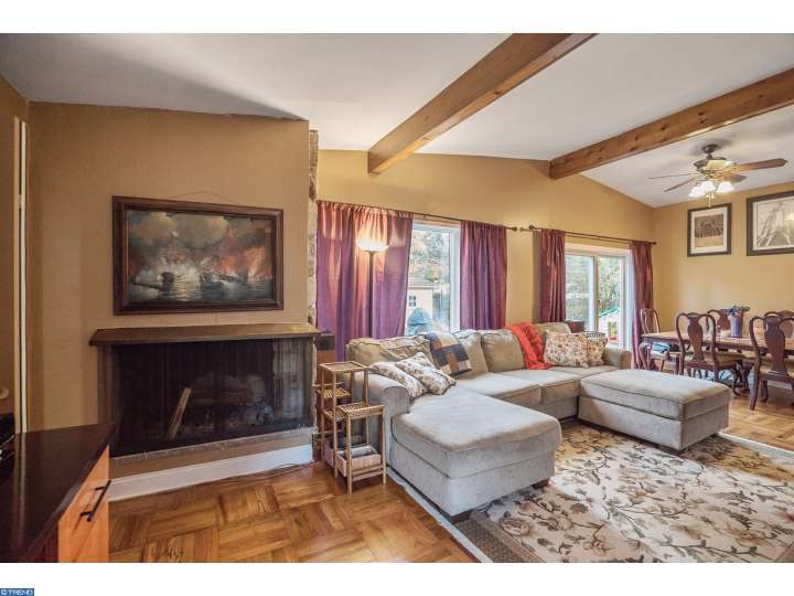 37 N Graystone Rd