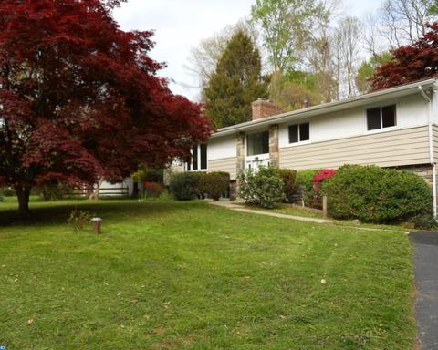 114 Hunt Club Ln