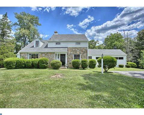 114 Hunt Club Ln