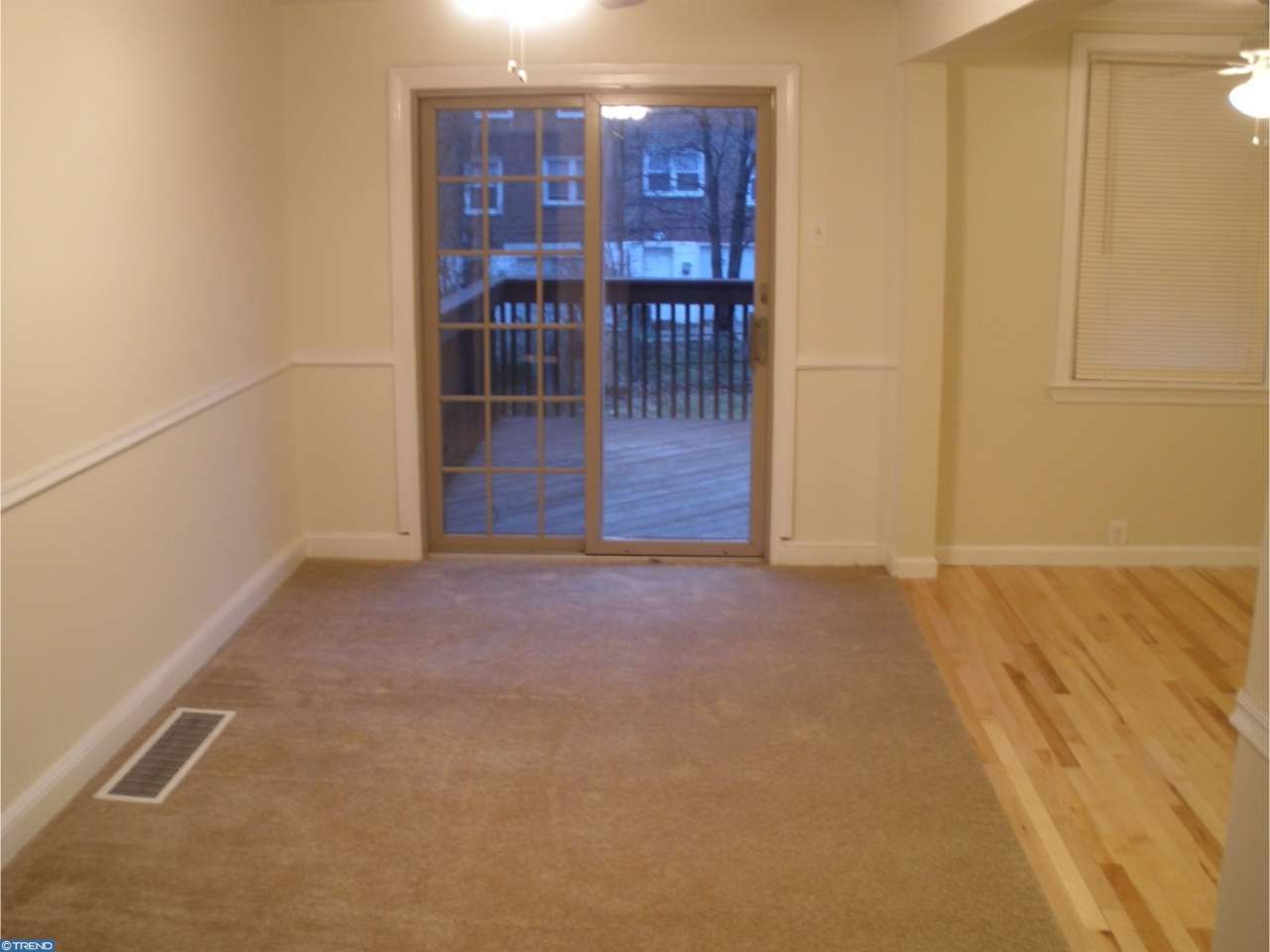 1126 Sterling Ave