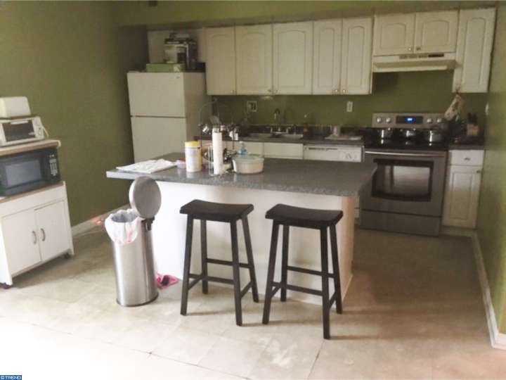 For Sale: 1024 Burnley Ct Bensalem, PA 19020