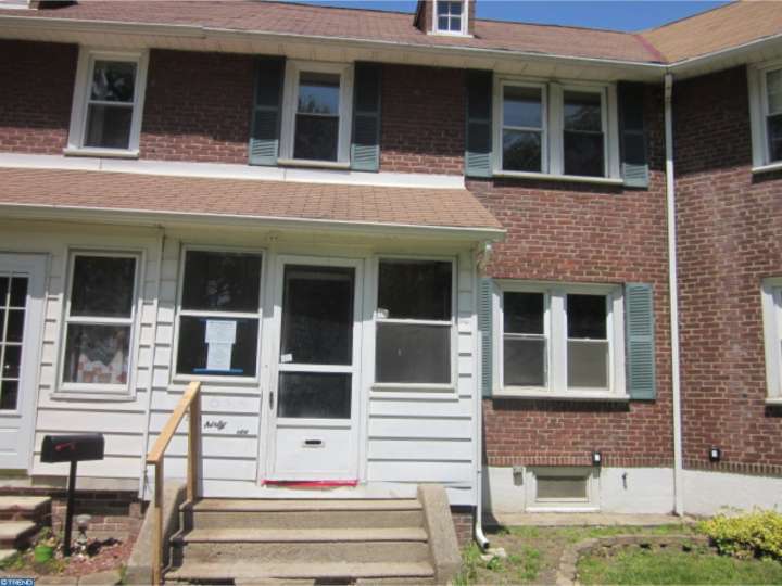 For Sale: 633 Jansen Ave Essington, PA 19029