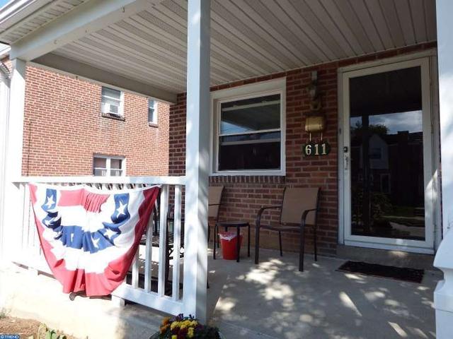 1098 Glen Cir
