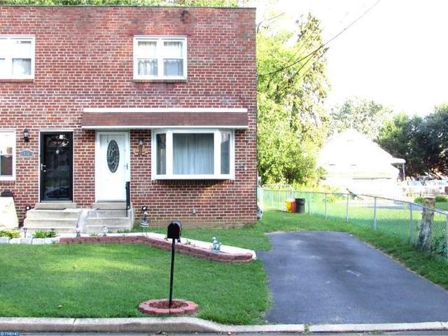 1098 Glen Cir