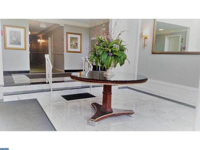 1030 E Lancaster Ave #629