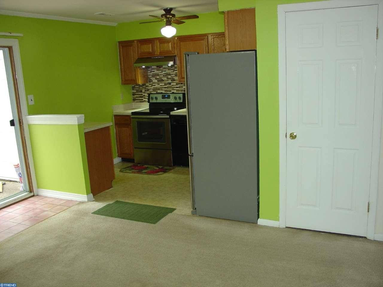 10 Oxford Ct