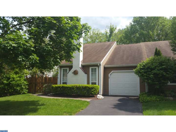 For Sale: 259 Wood Stream Ct Langhorne, PA 19047
