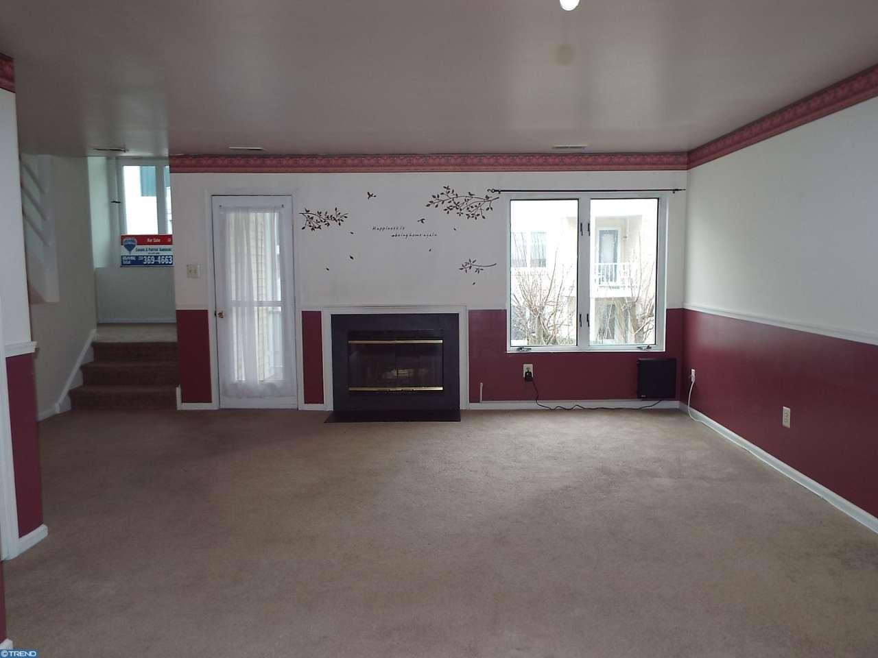 8 Venice Ave