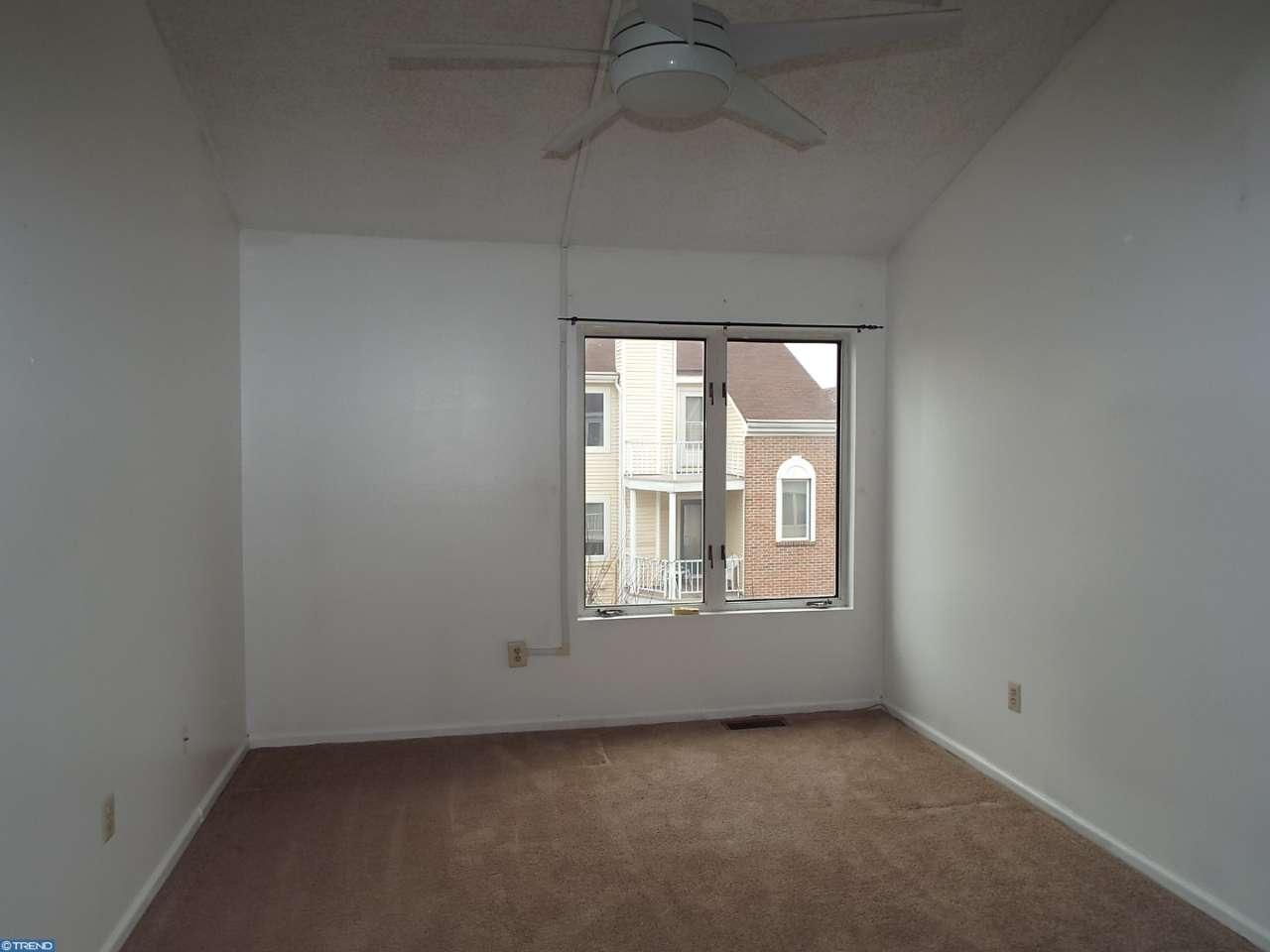 8 Venice Ave