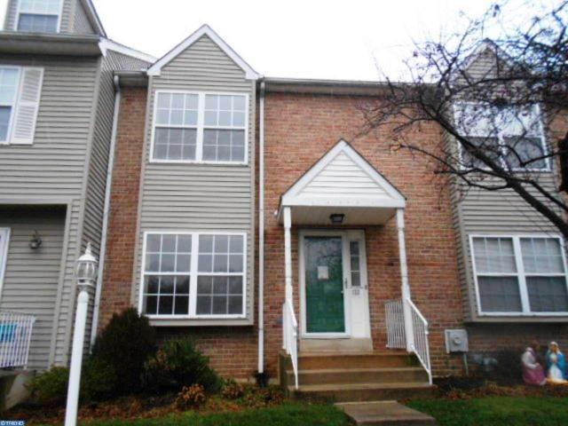 24 Dana Ct