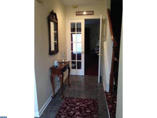 24 Dana Ct