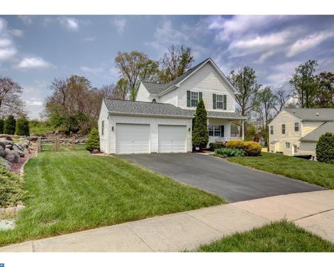 514 E Boxborough Dr