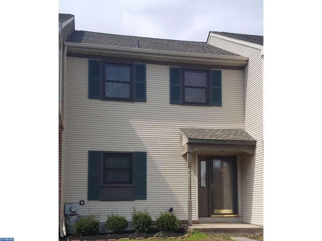 33 Colonial Cir