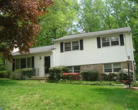 5 N Longpoint Ln