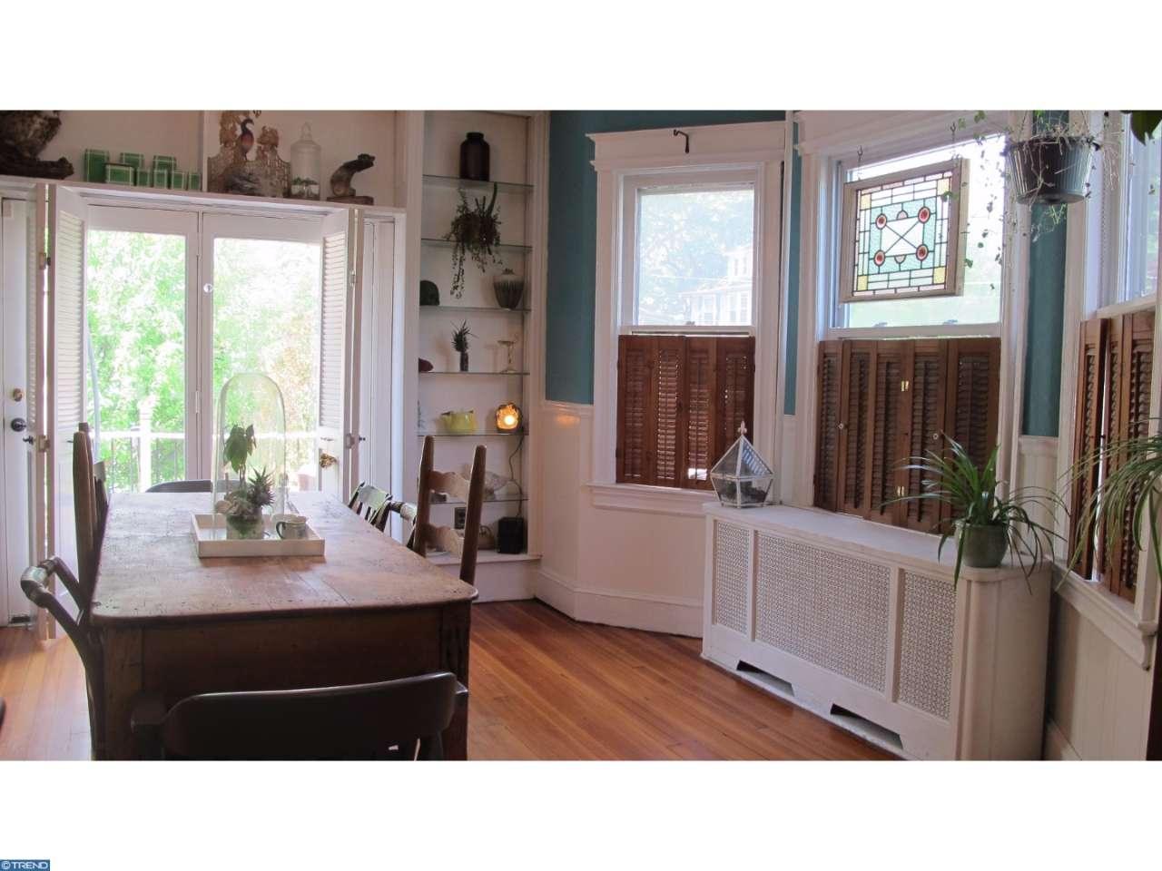 321 W Franklin St