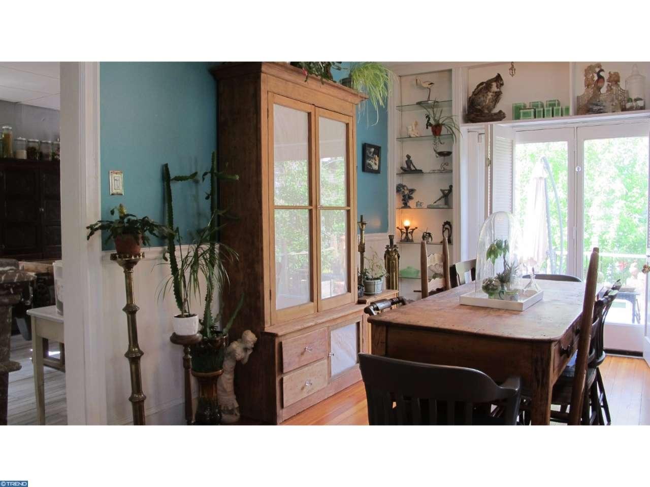321 W Franklin St