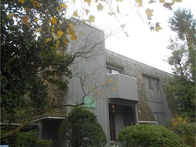 23 Lenora Ave