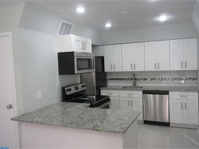 231 E Chelsea Cir