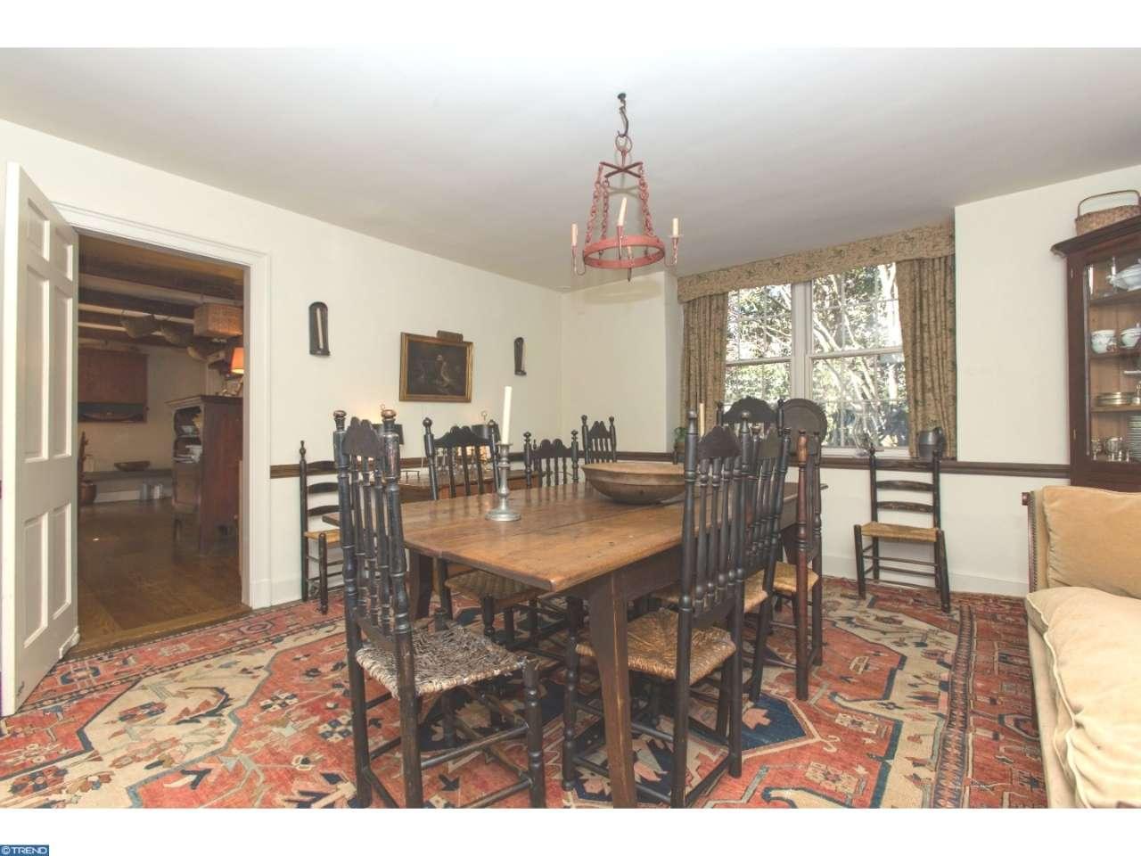 306 Colonial Dr