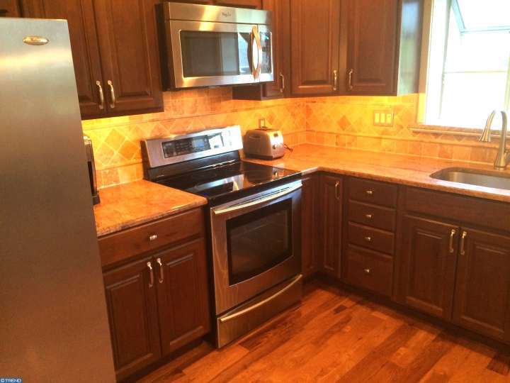 For Sale: 333 Meadow Ln Wallingford, PA 19086
