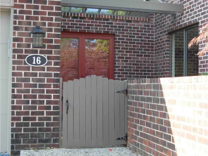 16 Knox Ct
