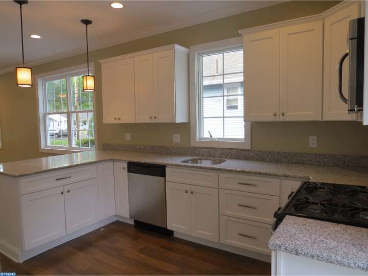 245 Fitzwatertown Rd