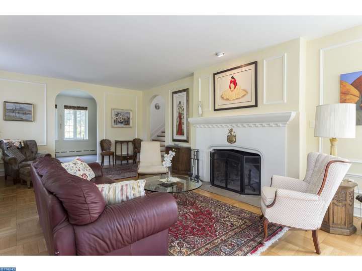 316 E Lancaster Ave