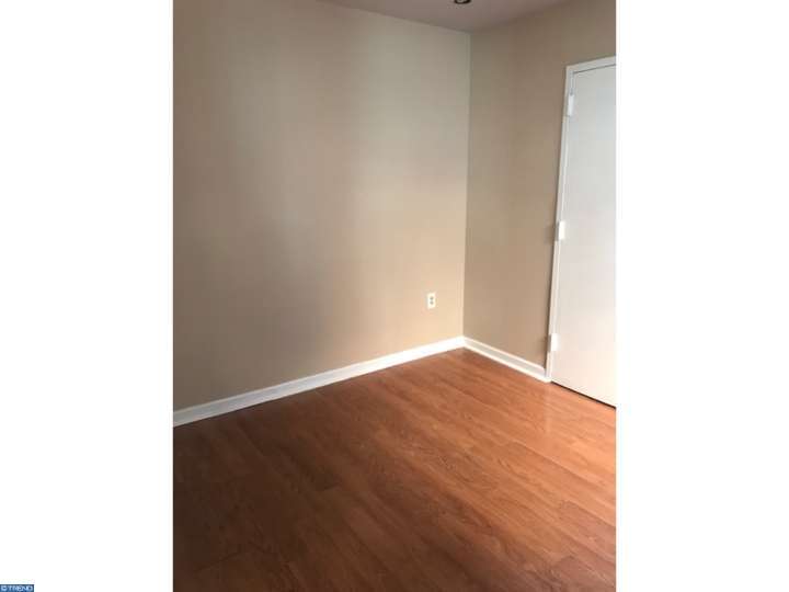 715 Walnut St #2R
