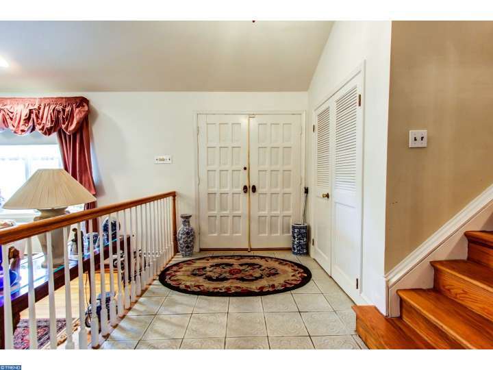 For Sale: 7225 Orwell Rd Philadelphia, PA 19119