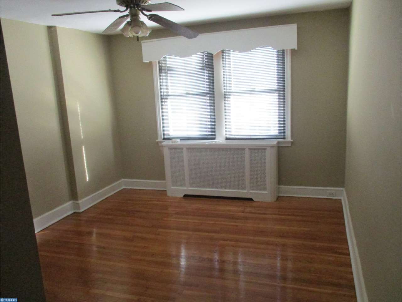264 W Nedro Ave