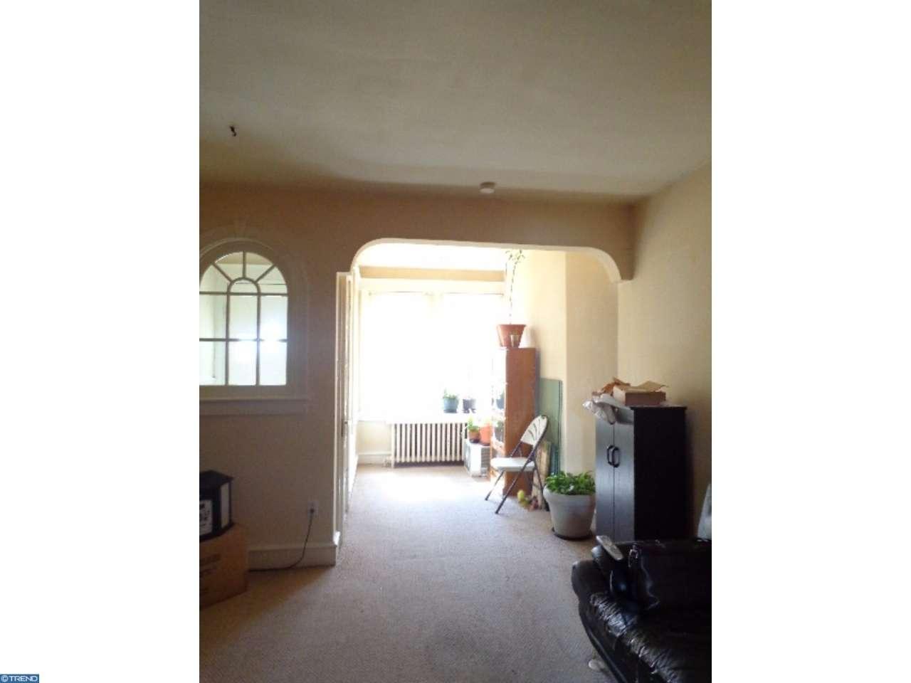 158 W Godfrey Ave