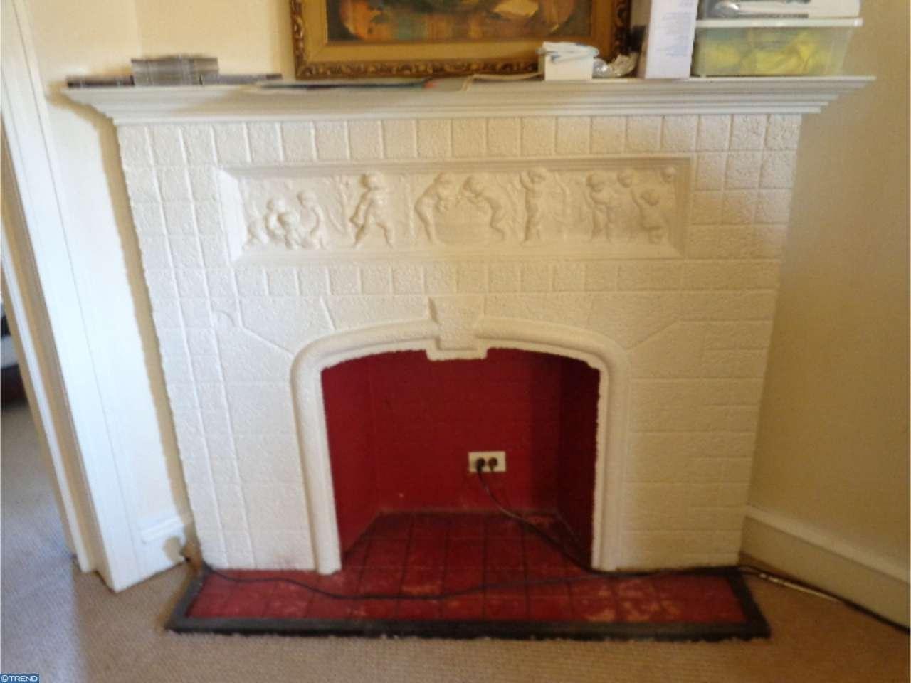 158 W Godfrey Ave