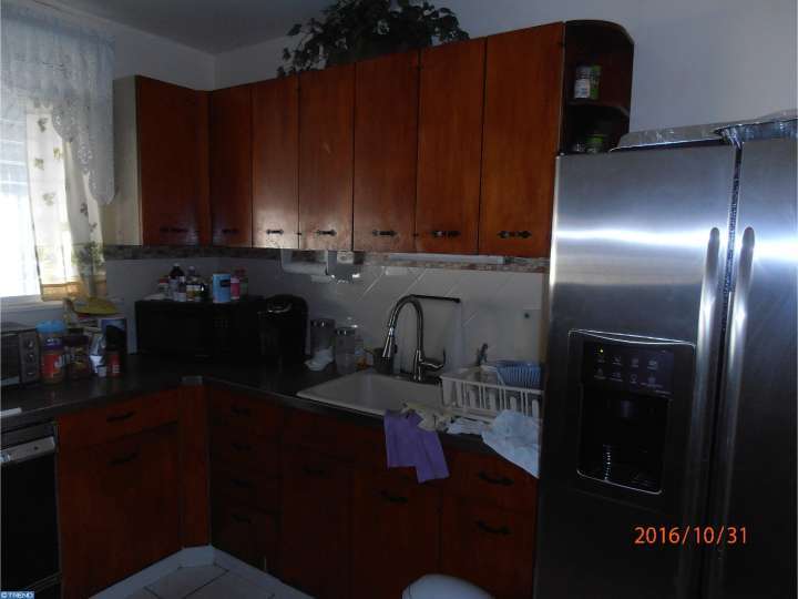 401 W Godfrey Ave