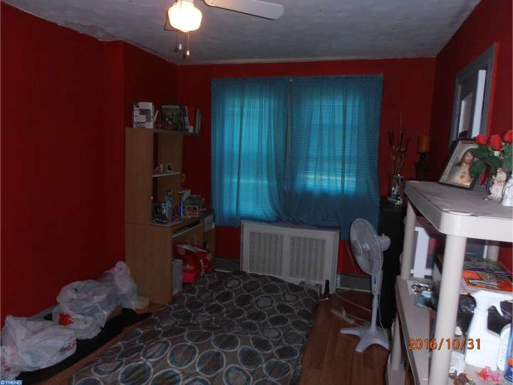 401 W Godfrey Ave