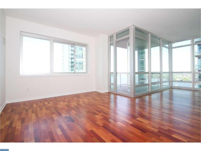 901 N Penn St #F802