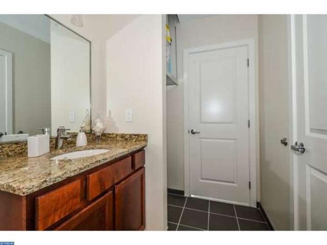 699 N Broad St #807