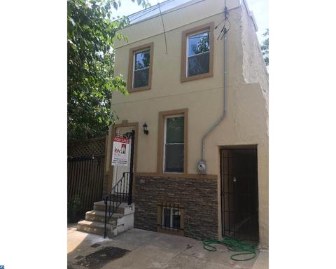 1913 E Hagert St #1