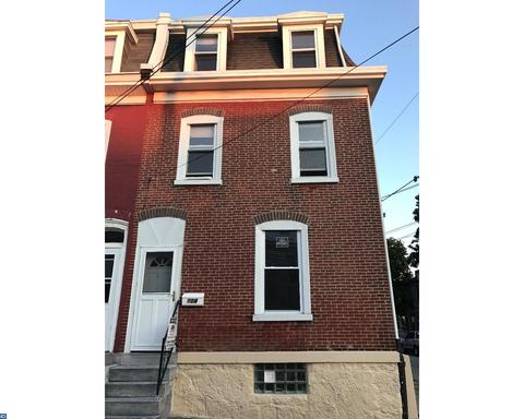 225 Shurs Ln