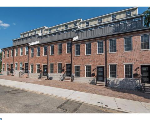 325 Wright St