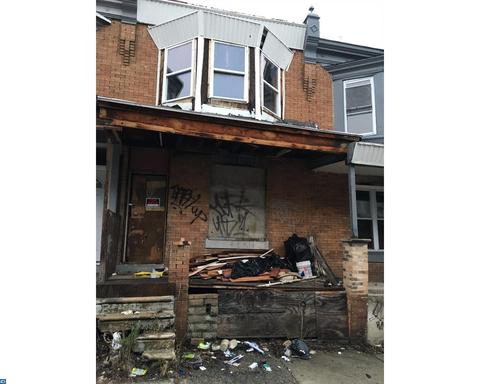 11 S Dewey St