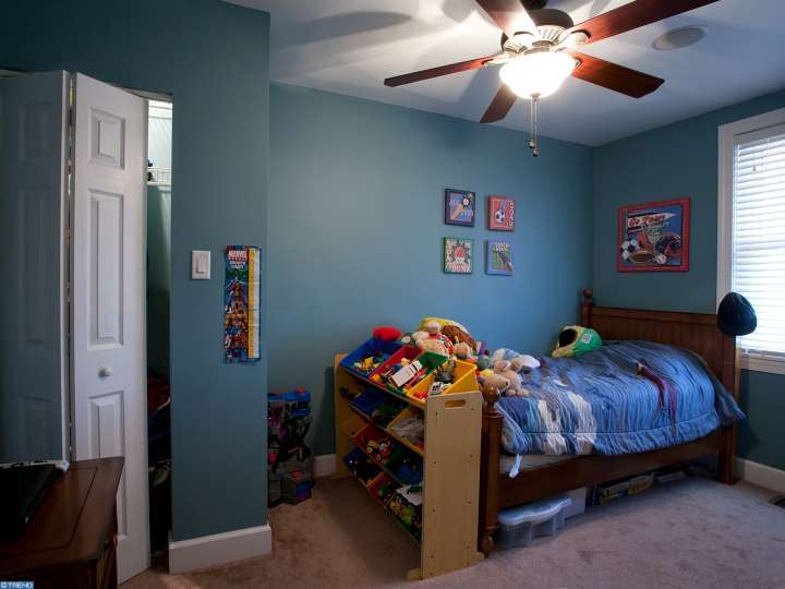 For Sale: 3510 Hartel Ave Philadelphia, PA 19136
