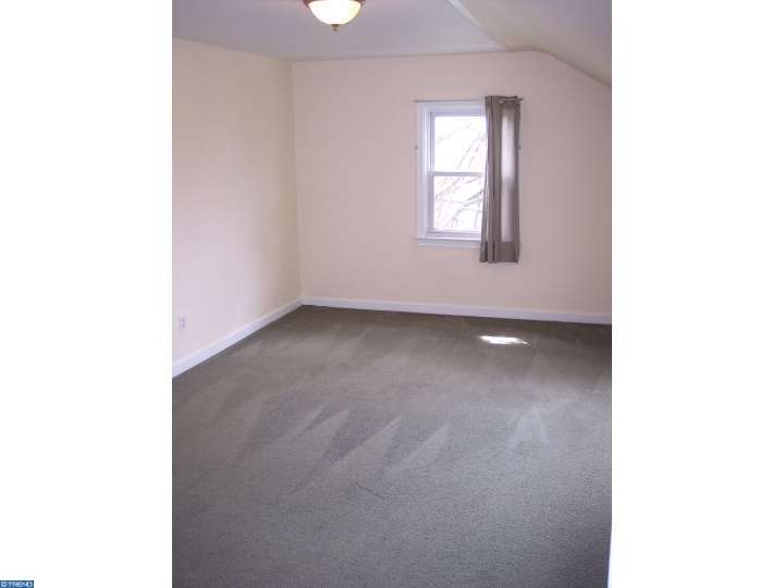 8805 Frankford Ave
