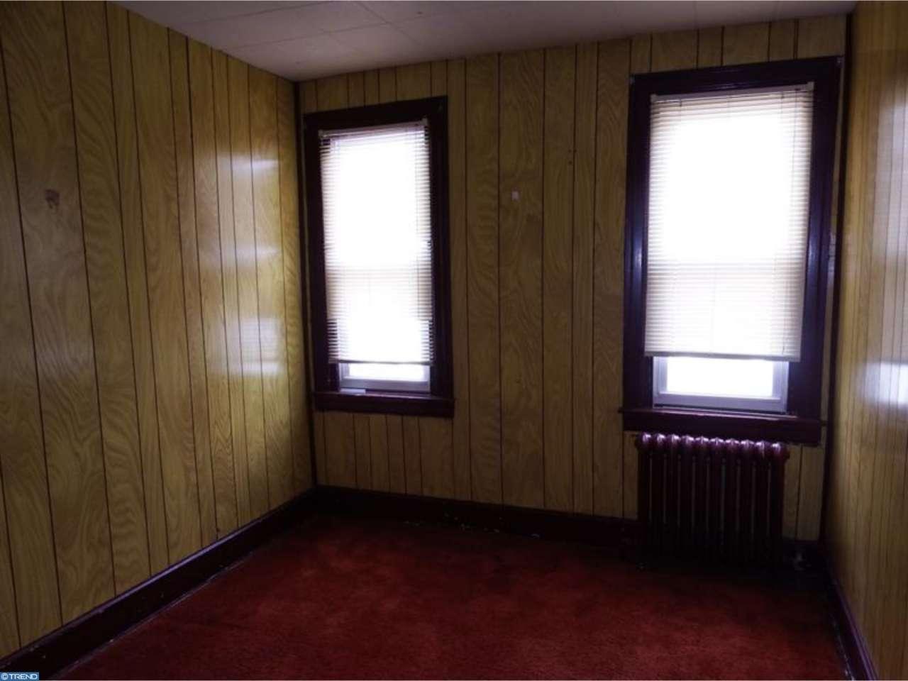 1907 Conlyn St